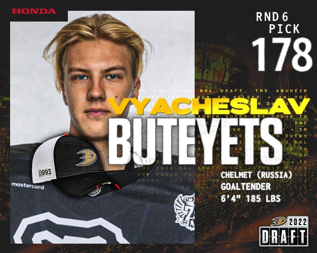 Adding depth between the pipes! #DucksDraft #FlyTogether  #NHLDraft...