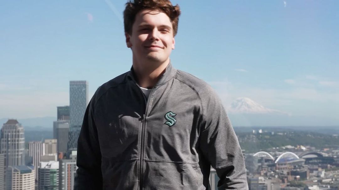 No better way to spend a sunny Seattle day than at the top of the @spaceneedle! ...