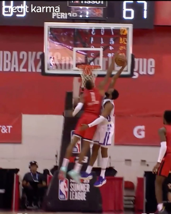 @jabarismithjr really said “gimme that” 

@CreditKarma // #MoneyMoveoftheGame...