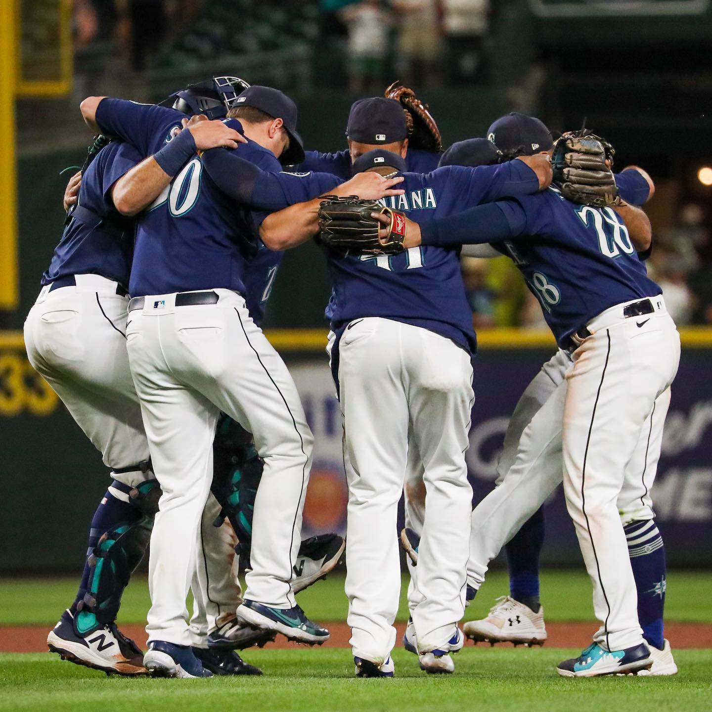 oooh, I wanna dance with somebody...