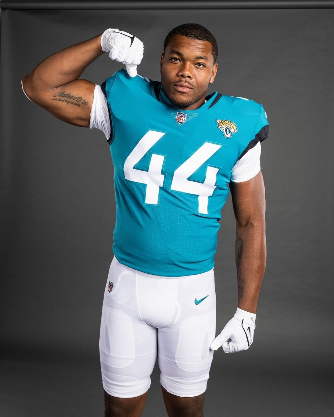 Give us your pick for DROY 

: NFL...