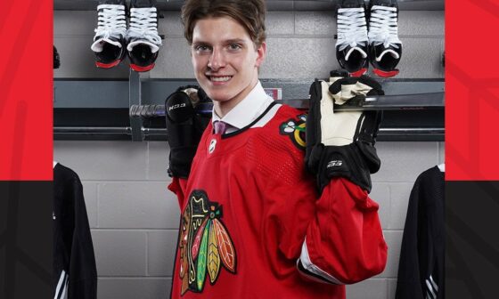 Blackhawks sign 7th overall pick Kevin Korchinski to a 3-year entry level contract