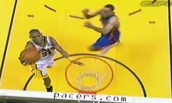 [Highlight] In possibly the most important moment of the 2004 NBA Playoffs, Tayshaun Prince doesn’t give up on the play and gets the block on Reggie Miller