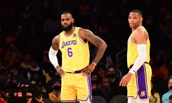 [TheAthletic] LeBron James' decision to re-sign with the #Lakers was not without complications. Sources tell @jovanbuha James has been privately adamant that the Lakers still need to improve the current roster – and need to trade for Kyrie Irving.