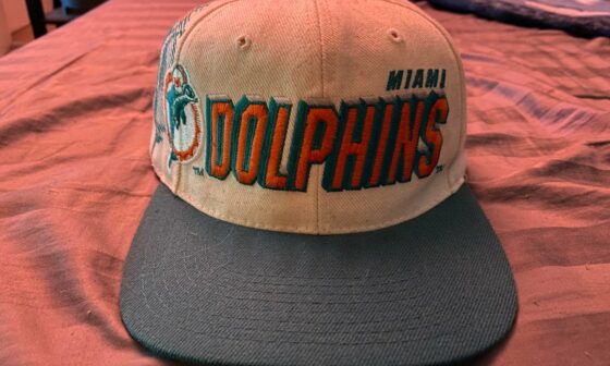 Dug up an old snapback from my basement. So excited for tonight. FINS UP 🐬🐆🐧