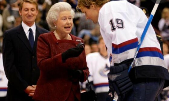 Queen Elizabeth dropping the puck back in 2002. RIP