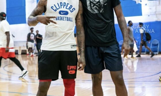 Paul George and John Wall are Clippers. What a time to be alive 😊