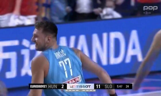 [Highlight] Luka Dončić steals the ball, nutmegs Hungarian player and makes a no-look pass to Vlatko Čančar for alley-oop dunk