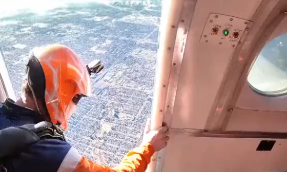 Denver Broncos skydiver narrates dive into stadium