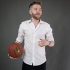 [Gatlin] Tari Eason has 9 points and 6 rebounds heading into the fourth quarter. Entering tonight, Eason joined Giannis Antetokounmpo as the only players averaging at least 20.0 ppg and 10.0 rpg this preseason.