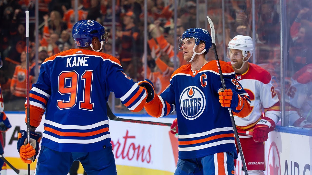 Kane sets up McDavid with the no-look pass