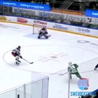 [SwehockeyGIFs on Twitter] The “underrated skill” of Marco Kasper on display