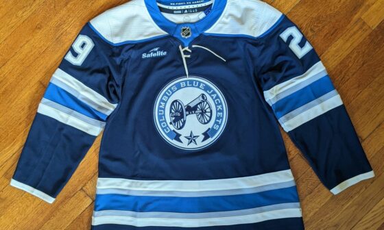 I enjoyed watching Laine in WPG, but it's even better seeing him in a CBJ sweater. New jersey just arrived!