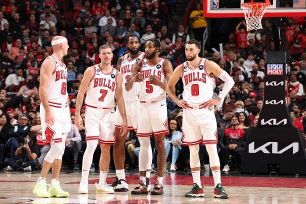 Zach Lavine leads Bulls with 28 points in win over Pacers, 124-109