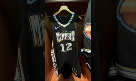 The Grizz brought out Big Memphis for this year's Nike City Edition uniform 🐻 | #Shorts