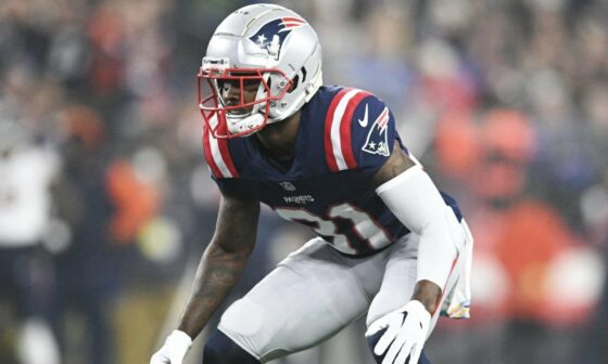 Jonathan Jones thriving in new role as outside cornerback for Patriots