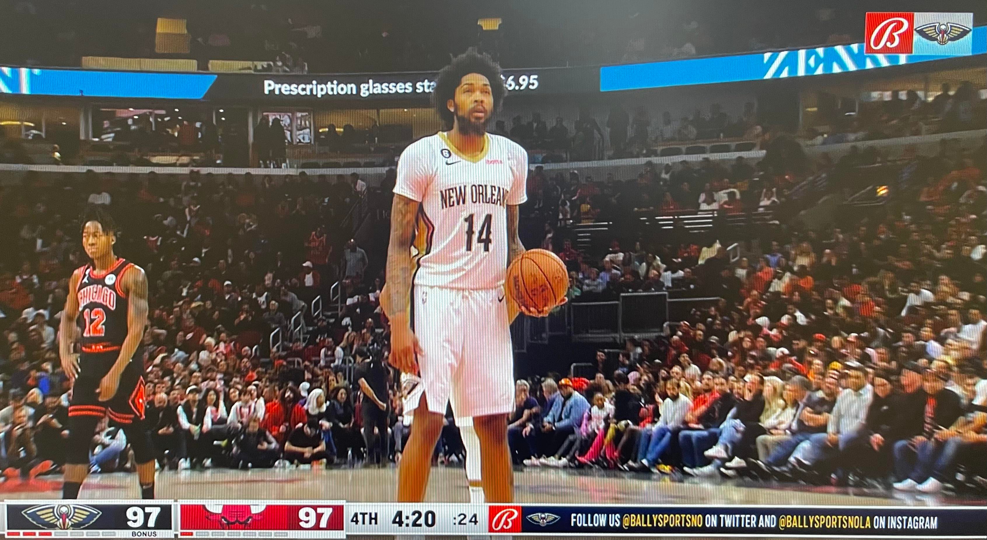 Slim Reefer hit three consecutive free throws at 420 Raw Chili