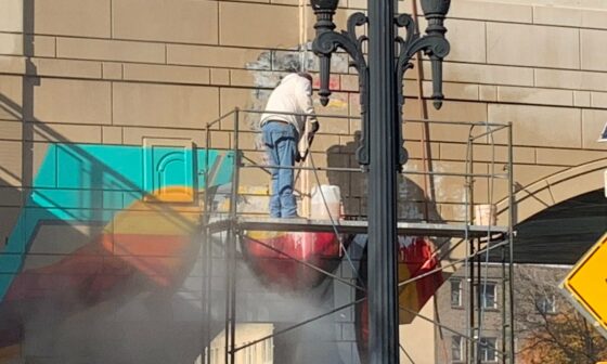 Goodbye Donovan. Mural at Gateway Mall being removed (pic courtesy via Twitter George Pyle)