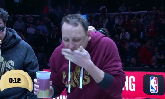 Joey Chestnut Eats 47 Perogies During Lakers vs Cavaliers Halftime