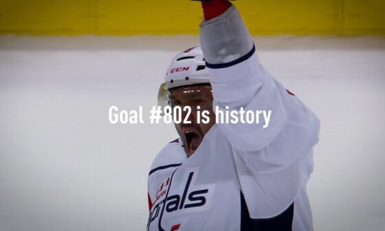The NHL's #2 All-Time Goal Scorer: The Great 8