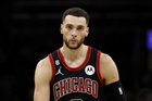 Multiple league sources and sources close to the Bulls organization say Zach LaVine and the Bulls are not seeing eye-to-eye, per @ShamsCharania