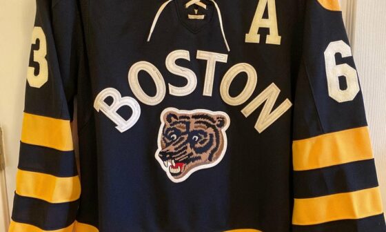 Bruins Winter Classic jersey Pro Shop orders