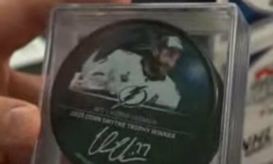 Repost. Paid $20 for Tampa in a team break for a chance to get a signed puck from the new Fanatics puck boxes. Very first one and got this bad boy. Love the design. Don't have a hedman signed puck.