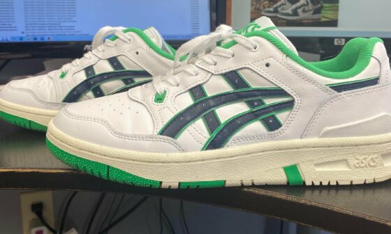 I got these as a Christmas gift. ASICS EX98 Boston Celtics colorway.