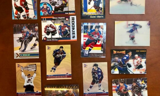 A few hockey cards