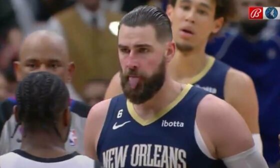 When you got roast beef gravy from your Killer Poboy in your beard and you wanna savor it but also gotta remind everyone you’re 6’11” monster and not to be f—ed with