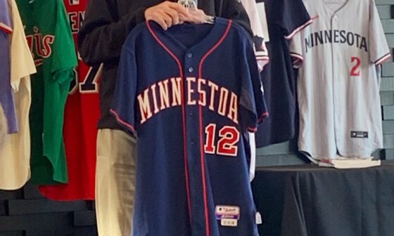 [Jeff] Clyde Doepner shows the most rare Twins jersey ever: Adam Everett’s 2008 misspelled road uniform. He said it’s the only time in MLB history a player took the field with a team name misspelled.
