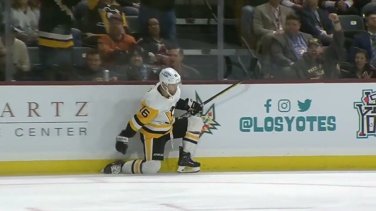 Penguins pretty play-making, patience pots another 🐧