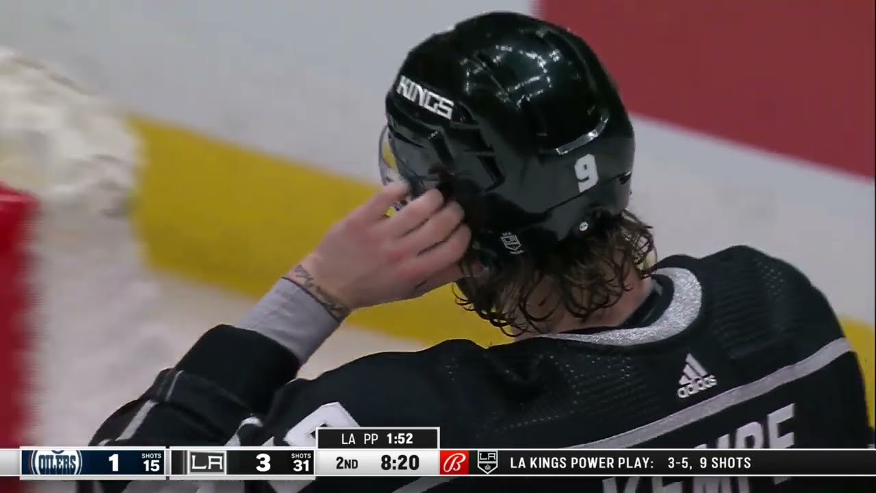 Campbell's heroics can't stop this Kempe blast!