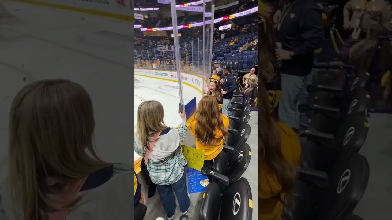 Josi gifts young fan with puck | Josi beschenkt jungen Fan mit Puck