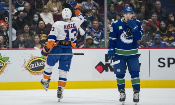 Instant Reaction: It’s just not easy to be a Vancouver Canucks fan right now