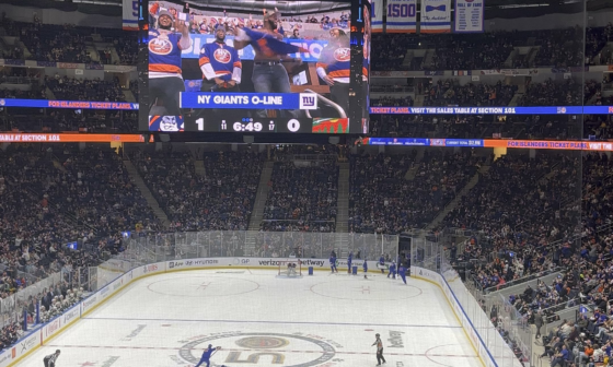 Giants O-Line at the Isles Game!