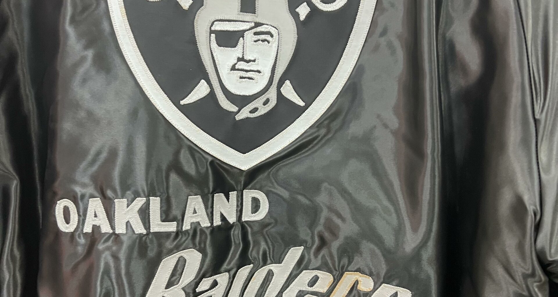 Found this old Oakland Raiders jacket asking price is $195 should I swoop