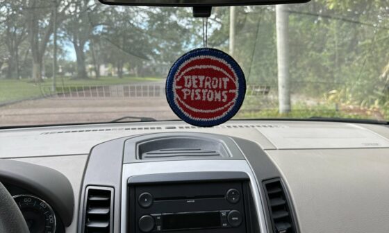 I made Pistons car charm. How does it look guys?