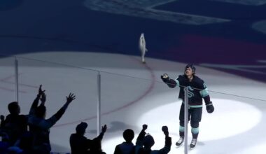 Throw the fish! The Kraken are going to the Stanley Cup Playoffs!