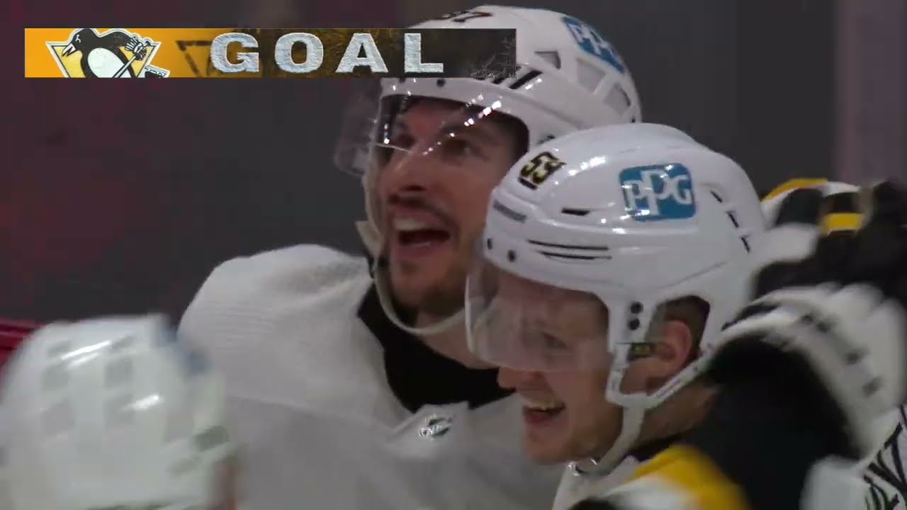 Crosby CLASSIC with 1.5 seconds on the clock!