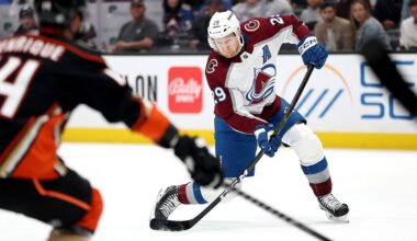 Mackinnon, Rantanen combine for 3 CLUTCH power-play goals