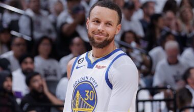 Stephen Curry Drops 20 Points In The First Half Of Game 7 vs The Kings! 😳🔥| April 30, 2023