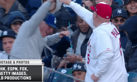Dodgers fan high fives Angels fan after Ohtani HR at Yankees Stadium