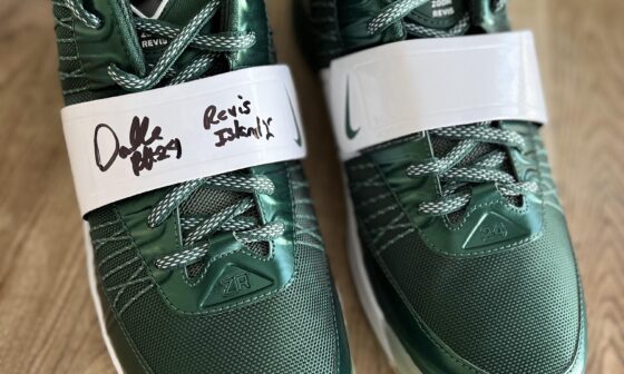 Was fortunate enough to meet Darrelle Revis today and got him to sign a pair of his Nike Zoom Revis Sneakers!