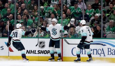 Kraken SHOCK Stars with 3 goals in a flash