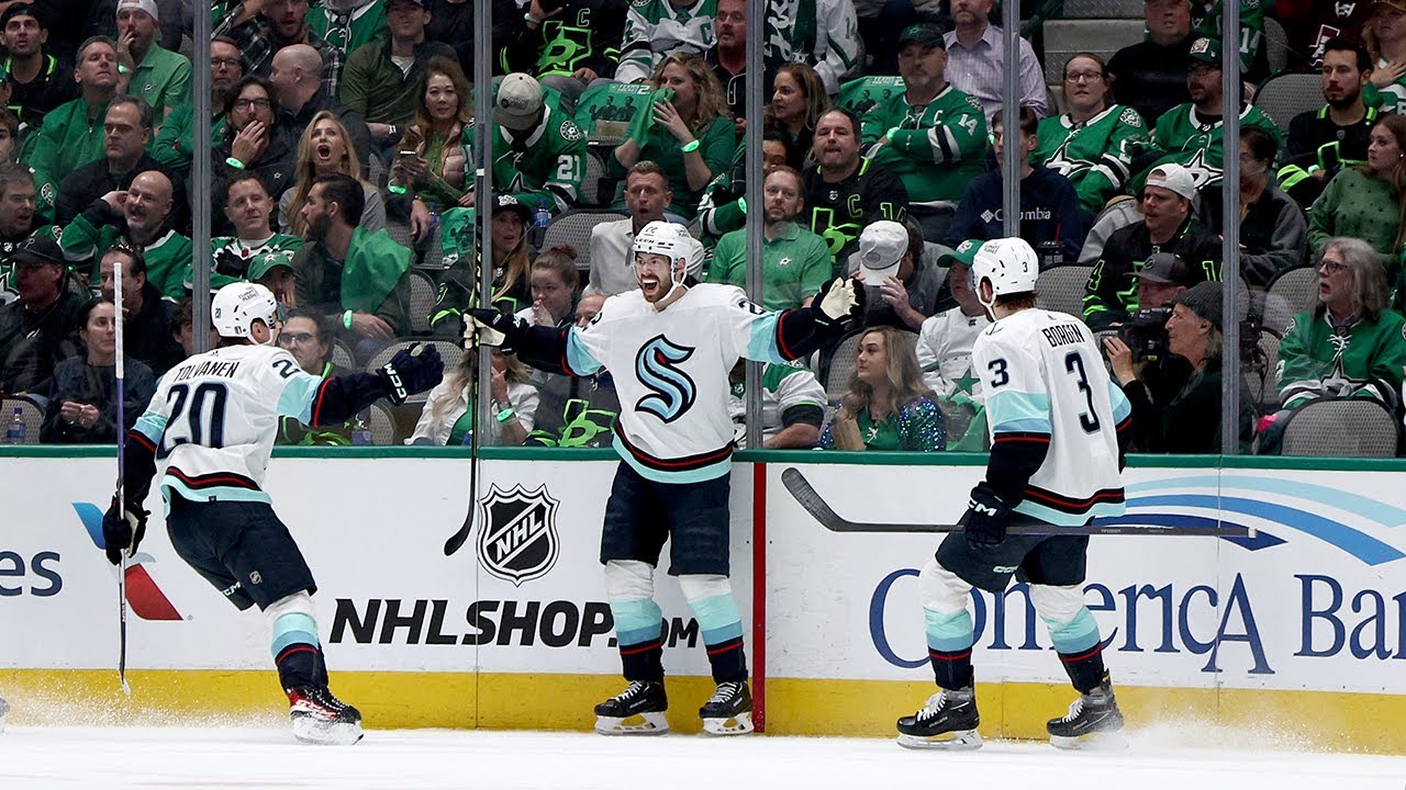 Kraken SHOCK Stars with 3 goals in a flash