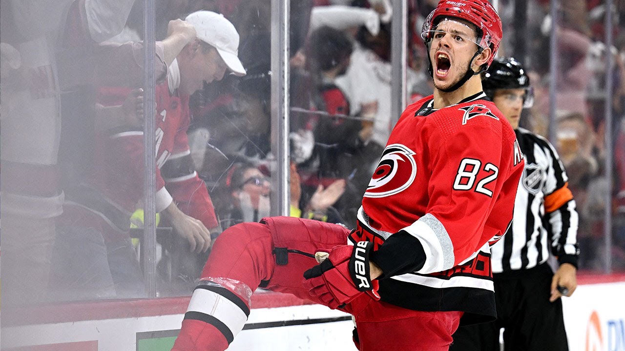 Canes SURGE in the 2nd with FOUR goals!