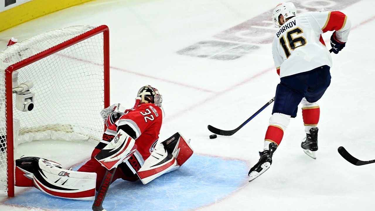 Barkov waits out Raanta with a beautiful goal! 😱
