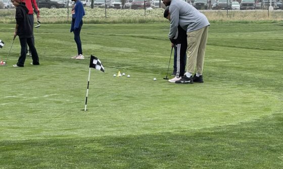 [Krisztal] Props to @Melvingordon25 & his crew @VibezGolfClub for putting on a clinic(actually 2) today in Denver. Their mission is to make golf more accessible to those who may not even consider learning/playing golf. This was at Common Ground. They’ll also be at City Park.