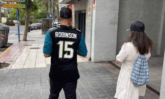 From Jax but been living in Spain for 6 years. In the first 5 years I saw one Jags jersey/hat. In the past 1 year I’ve seen Jags gear almost weekly, almost entirely locals.
